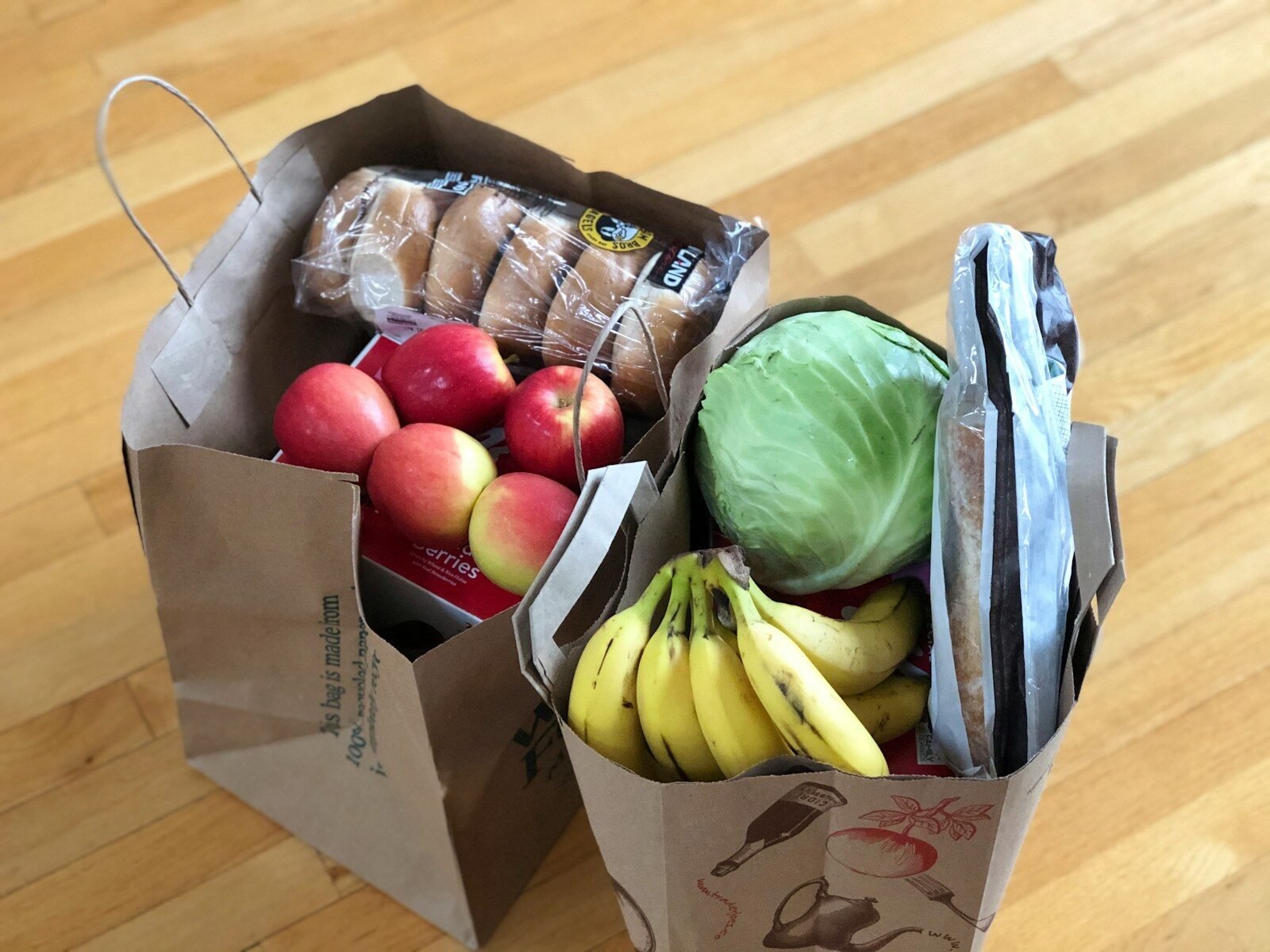 Sackerl, Pfand und Co.: Einkaufen mit weniger Verpackung, ohne sich zu verrenken