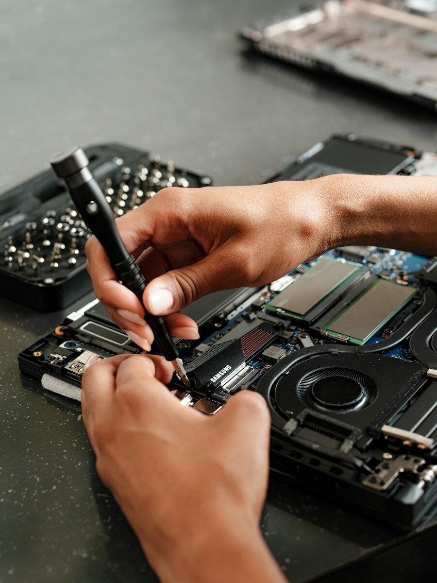 Reparieren statt wegwerfen: So läuft ein Besuch im Repair-Café wirklich ab